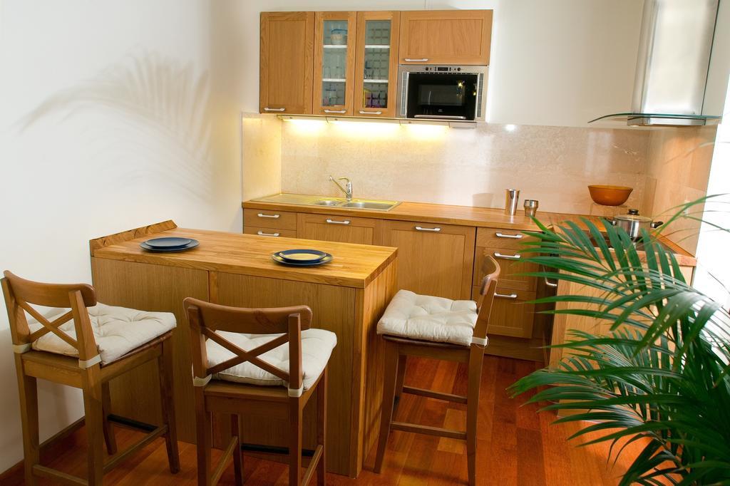 Abbesses Montmartre Apartment Paris Quarto foto